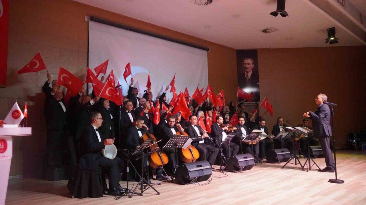 Keçiören’de Atatürk’ün sevdiği eserlerle cumhuriyet coşkusu yaşandı