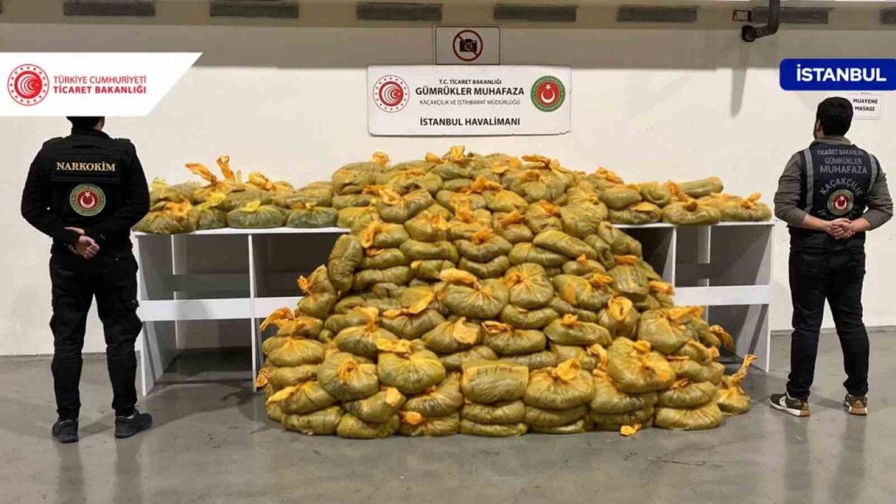 İstanbul Havalimanı’nda Düzenlenen Uyuşturucu Operasyonunda 568 Kilogram Uyuşturucu Ele Geçirildi