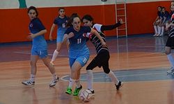 FUTSAL’DA FİNAL TURLARI