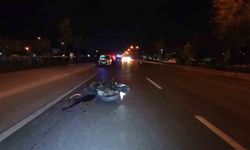 Motosiklet beton mikserine arkadan çarptı: 1 ölü, 1 yaralı