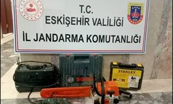 Evden hırsızlık yapan şahıslara jandarma operasyonu