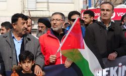 Van'da Sağlık Çalışanlarından Filistin'e Sessiz Protesto: "Katliamı Gündemde Tutmalıyız"