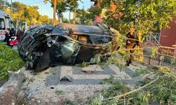 Ehliyetsiz Sürücü Anneannesinin Arabasıyla Kaza Yaptı: 2 Genç Ağır Yaralı!