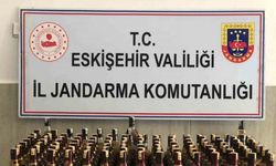 Jandarma Kaçakçılara Aman Vermiyor! Eskişehir'de 115 Bin TL Değerinde 156 Şişe Kaçak Alkol Ele Geçirildi!