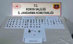 Jandarmadan Tarihi Eser Operasyonu: Konya'da 4 Heykel, 65 Bronz Sikke ve 26 Gümüş Sikke Ele Geçirildi