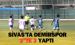 Sivas'ta Demirspor 3"te 3 Yaptı