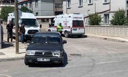 Ambulans Ters Yola Girince Otomobille Çarpıştı