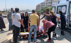 Yaya Kadına Otomobil Çarpması Sonucu Yaralandı