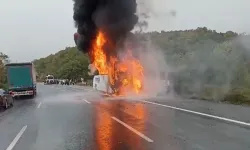 Bursa'da Yolcu Otobüsü Alev Alev Yandı