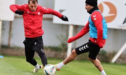 Sivasspor'da Antrenman Basına ve Taraftarlara Açık