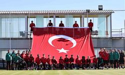 Sivasspor, Cumhuriyet Bayramı'nı Tesislerinde Kutladı