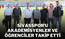 Sivasspor'u Akademisyenler Ve Öğrenciler Takip Etti