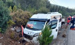 Bodrum’da Minibüs Şarampole Uçtu: 8 Yaralı