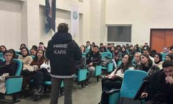 Kars’ta Üniversite Öğrencilerine Uyuşturucuya Karşı Farkındalık Eğitimi