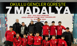 Okullu Gençler Güreşte 7 Madalya