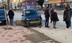 Konya’nın Kulu İlçesinde İki Hafif Ticari Araç Çarpıştı