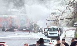 Aliağa’da Park Halindeki Tanker Çekicisinde Yangın Çıktı