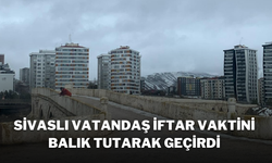 Sivaslı Vatandaş İftar Vaktini Balık Tutarak Geçirdi