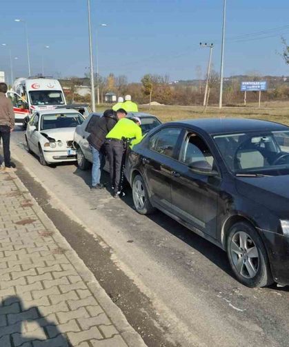 Bartın'da Zincirleme Trafik Kazası: 3 Yaralı