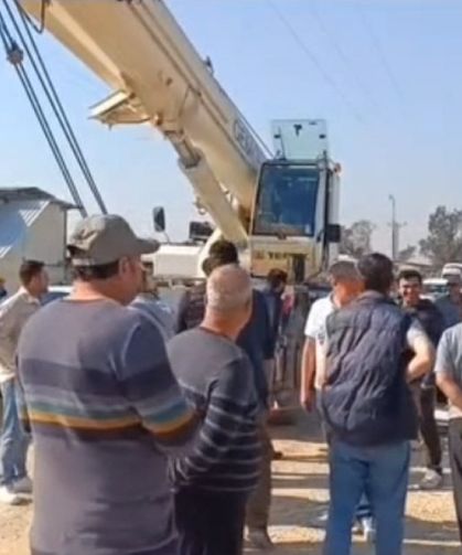 Adana’da SASA Polyester Fabrikası’nda İşçiler 3 Aydır Maaş Alamadıkları Gerekçesiyle Eylem Yaptı