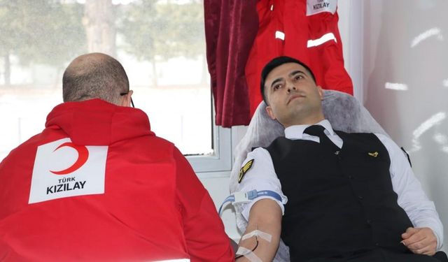 Kızılay'a Jandarmadan Kan Bağışı