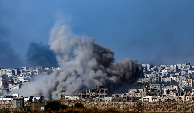 Gazze'de Kanlı Bayram: İsrail Saldırıları 122 Filistinliyi Daha Öldürdü, Can Kaybı 33 Bine Yaklaştı