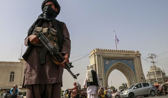 Afganistan'da Bayram Namazı Sıkı Güvenlik Altında Kılındı