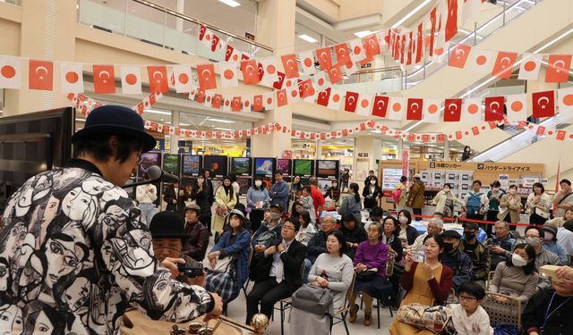 Tokyo'da Türk Kültürü Şöleni: 100. Yıl Festivali Kapılarını Açtı!