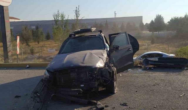 Ereğli'de Trafik Kazası: 3 Kişi Yaralandı
