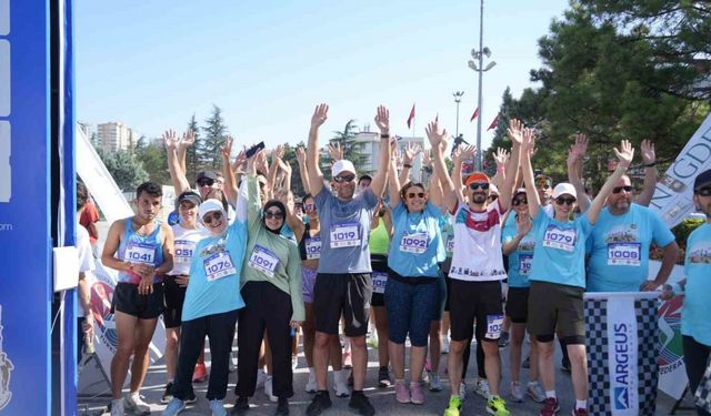 Şehit Ömer Halisdemir Anısına Yarı Maraton Koşusu Gerçekleştirildi