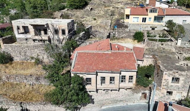 Niğde'ye 5 Kilometre Uzaklıktaki Gizli Cennet: Yeşilburç