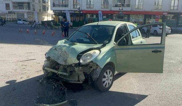 Aksaray'da Trafik Kazası:2 yaralı