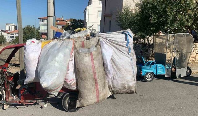 Karaman'da Çarpışan Elektrikli Motosikletler 1 Kişiyi Yaraladı