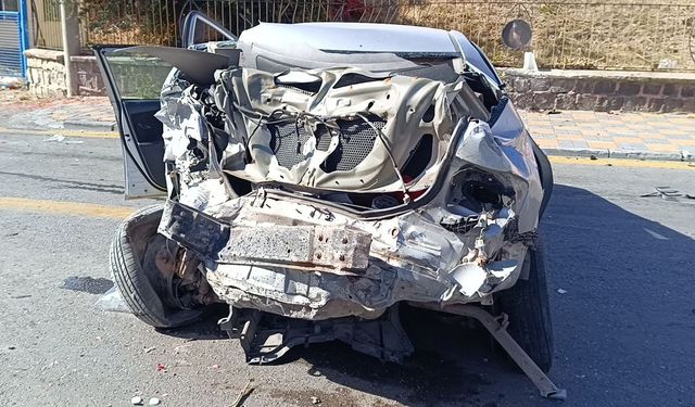 Kayseri'de Freni Patlayan Kamyonet Takla Attı: 1 Ölü, 6 Yaralı