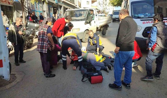 Edirne'de Motosikletin Yayaya Çarpması Sonucu 3 Yaralı