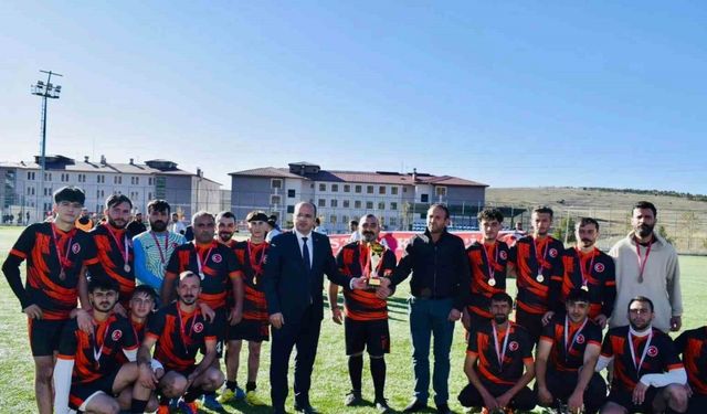 Erzurum'da ‘Şehit Piyade Çavuş Arif Tuğ Futbol Turnuvası’ Coşkuyla Gerçekleştirildi