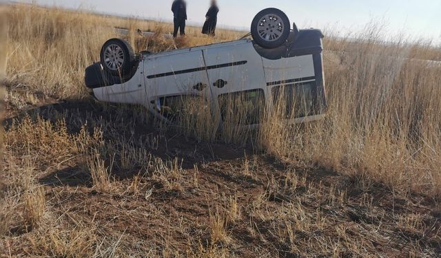 Konya’da Araç Takla Attı: 2’si Çocuk 3 Yaralı