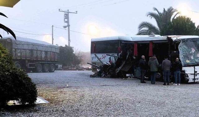 Denizli'deki Feci Kazada 2 Yabancı Uyruklu Kadın Hayatını Kaybetti