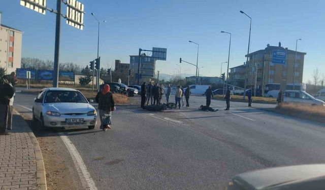 Samsun’da Kamyonet Motosiklete Çarptı: 1 Yaralı