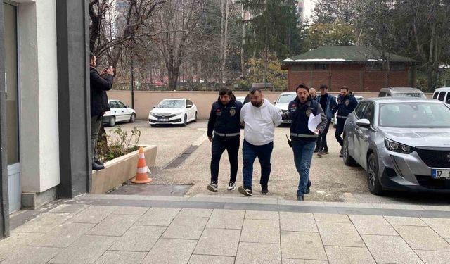 Tokat’ta Sosyal Yardım Vaadiyle 1 Milyon 70 Bin TL Dolandıran 2 Şüpheli Yakalandı