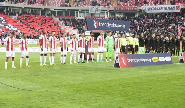 Sivasspor’da 11 Merak Ediliyor