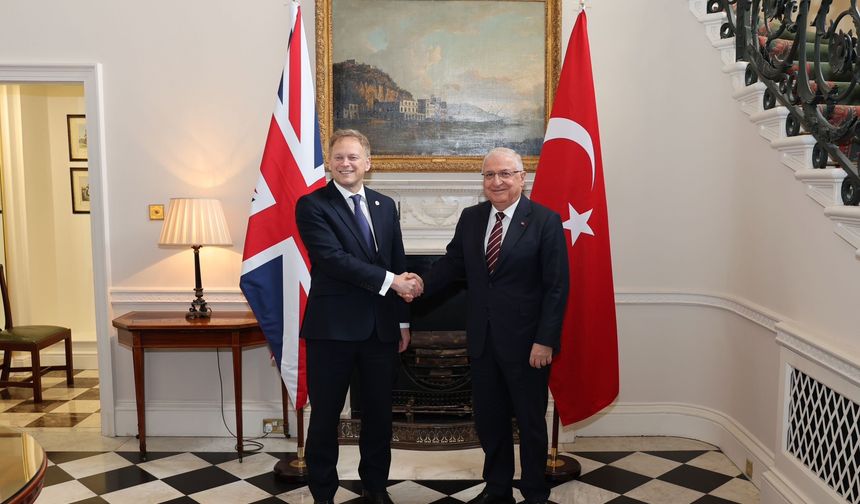 Stratejik Ortaklık Güçleniyor! Türkiye ve İngiltere Savunma Sanayisinde İşbirliği Yapacak