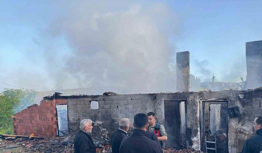 Çankırı'da Yangında 2 Kişi Hayatını Kaybetti