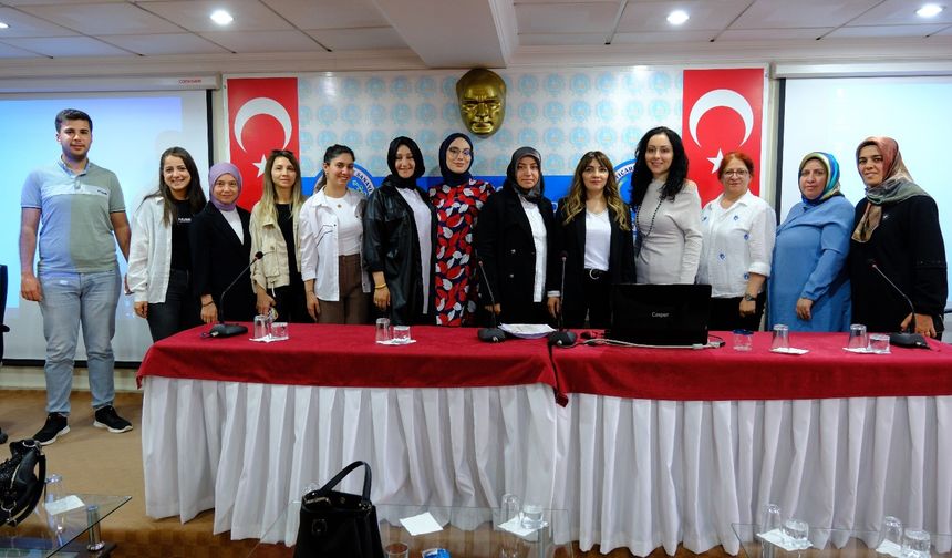 Erzincan'da "Güçlü Kadın, Güçlü Toplum" Projesi Kapsamında Eğitim
