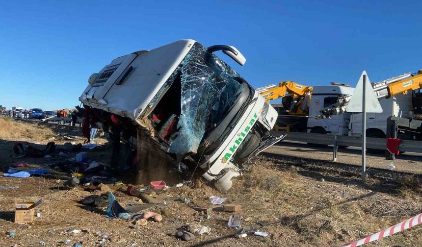 Aksaray’da Korkunç Otobüs Kazası: 6 Ölü, 29 Yaralı