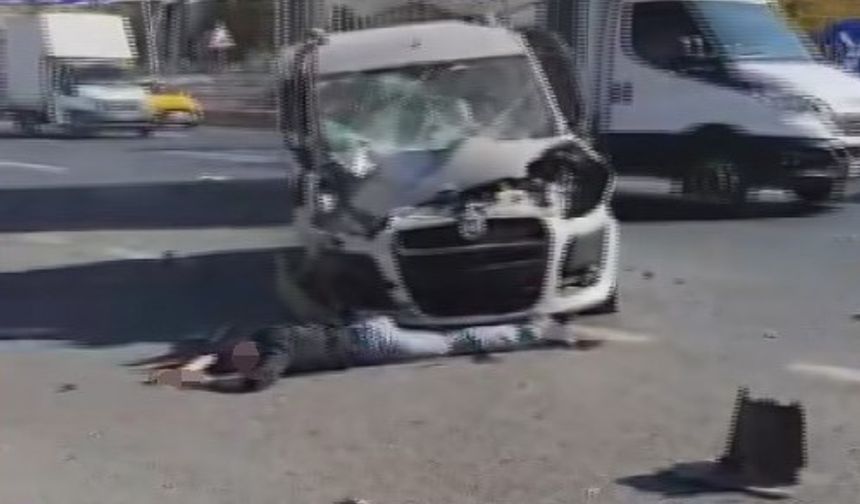 Ankara'da Trafik Kazası: Otomobil Aydınlatma Direğine Çarptı, 1 Yaralı