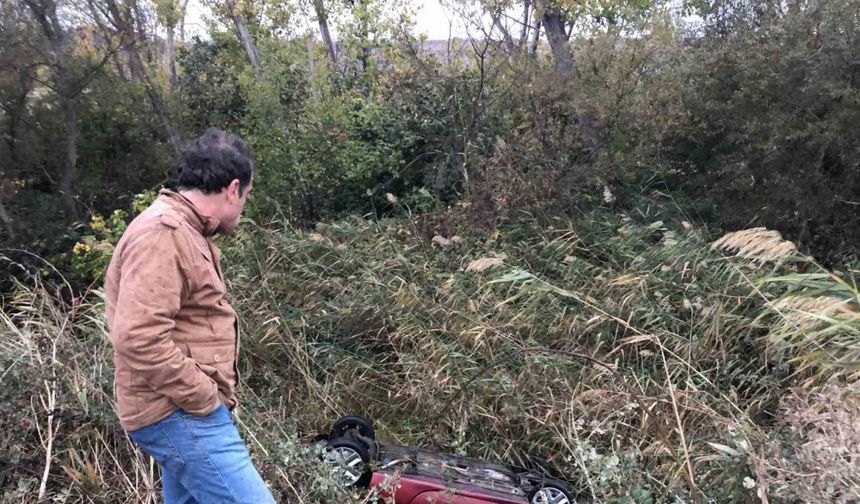 Çorlu’da Takla Atan Otomobil Dereye Uçtu