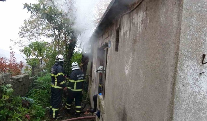 Zonguldak'ta Yangında 71 Yaşındaki Adam Hayatını Kaybetti