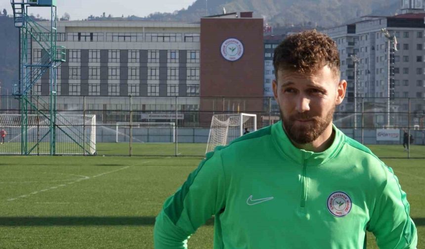 Çaykur Rizespor Kalecisi Tarık Çetin: "Beşiktaş’ı Yenip Yeni Yıla Galibiyetle Girmek İstiyoruz"