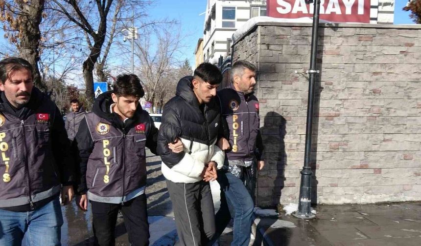 Erzurum'da Çay Ocağına Korkutan Silahlı Saldırı